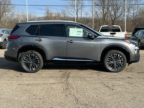 New 2026 Nissan Rogue Platinum w/ Tech Package image 50