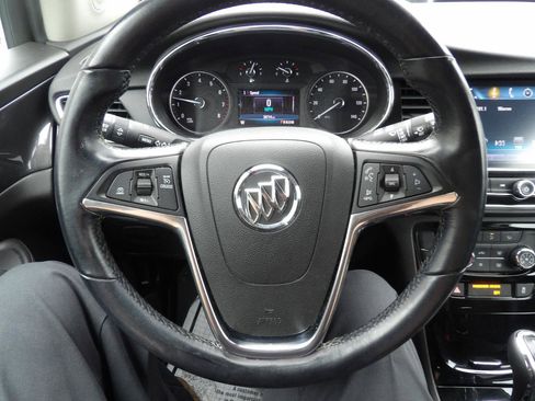 Used 2019 Buick Encore Sport Touring AWD/4WD image 14