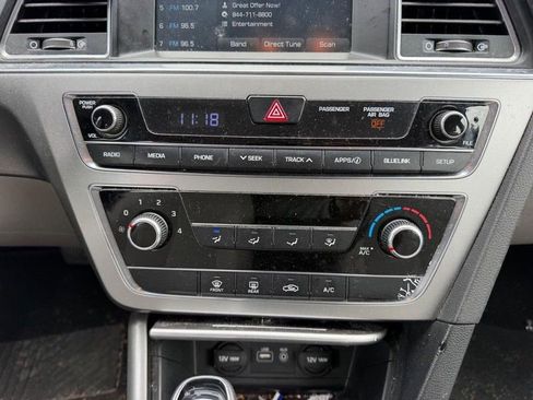 Used 2016 Hyundai Sonata SE image 13