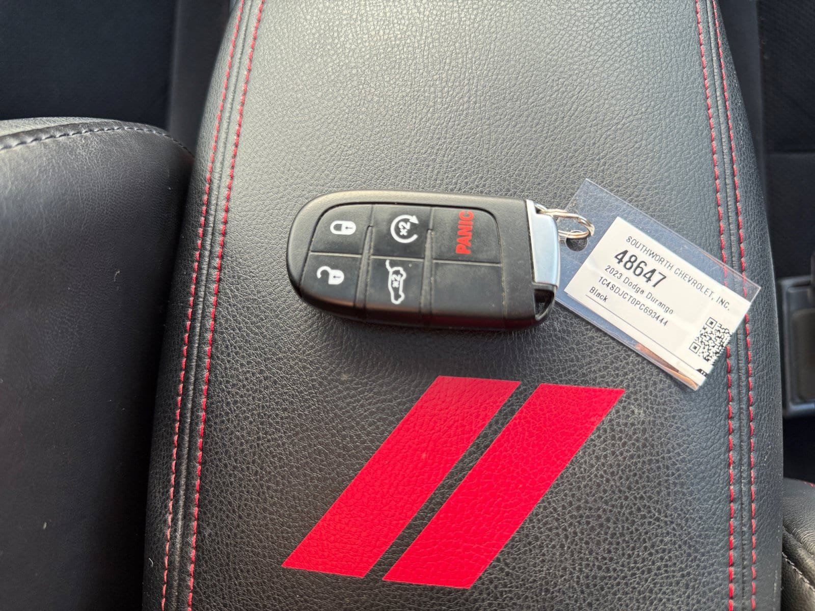 Used 2023 Dodge Durango R/T w/ Tow 'N Go Package AWD/4WD image 23