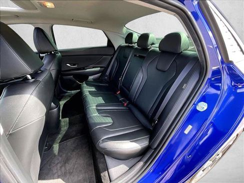 Used 2024 Hyundai Elantra Limited FWD image 25