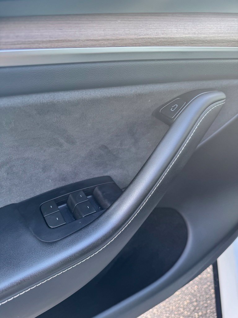 Used 2024 Tesla Model Y Performance AWD/4WD image 13