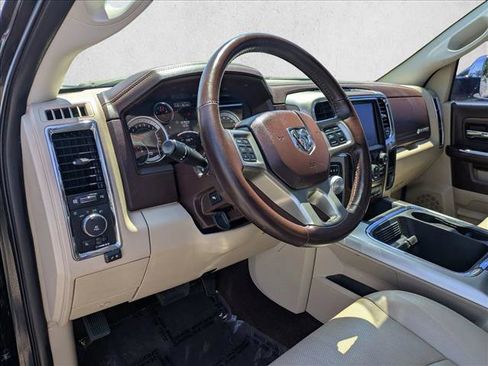 Used 2016 RAM 1500 Laramie w/ Convenience Group AWD/4WD image 10