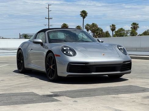Used 2021 Porsche 911 Targa 4S AWD/4WD image 4