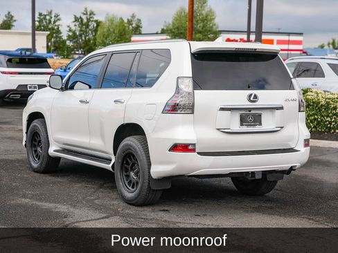 Used 2022 Lexus GX 460 Premium w/ Premium Package AWD/4WD image 9