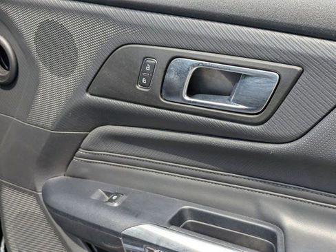 Used 2025 Ford Mustang Premium RWD image 31