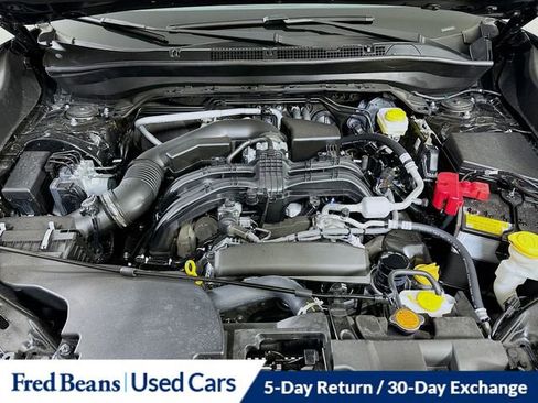 Used 2025 Subaru Forester Premium image 32