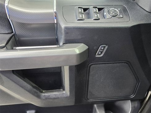 Used 2016 Ford F150 XLT w/ Equipment Group 302A Luxury image 23