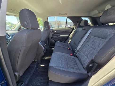 Used 2022 Chevrolet Equinox LT FWD image 16