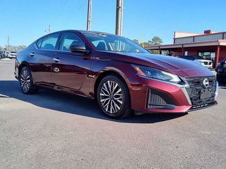 Used 2024 Nissan Altima 2.5 SV video 1