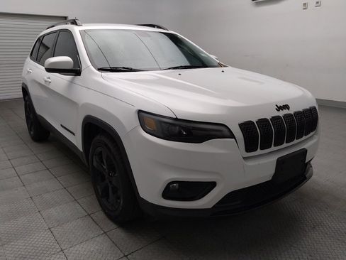 Used 2020 Jeep Cherokee Latitude Plus FWD image 13