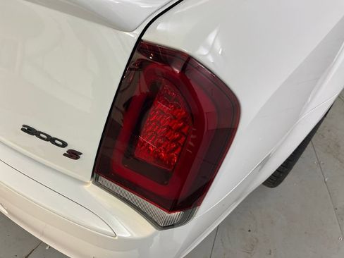 Used 2022 Chrysler 300 S w/ Comfort Group image 45