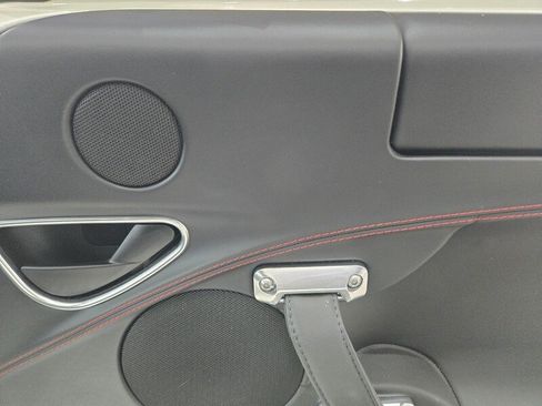 Used 2015 Alfa Romeo 4C Coupe w/ Leather Interior Group RWD image 17