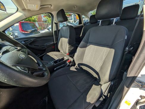 Used 2018 Ford Focus S FWD image 17
