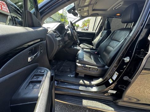 Used 2016 Honda Pilot Elite image 12