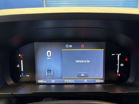 Used 2025 Ford Maverick XL w/ Equipment Group 102A image 16