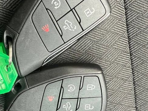 Used 2026 Chevrolet Silverado 1500 Custom image 15