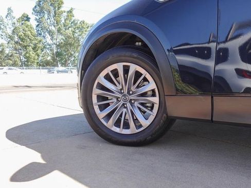 Certified 2024 MAZDA CX-90 Plug-In Hybrid w/ Preferred AWD/4WD image 10