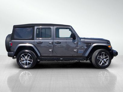 Used 2024 Jeep Wrangler Unlimited