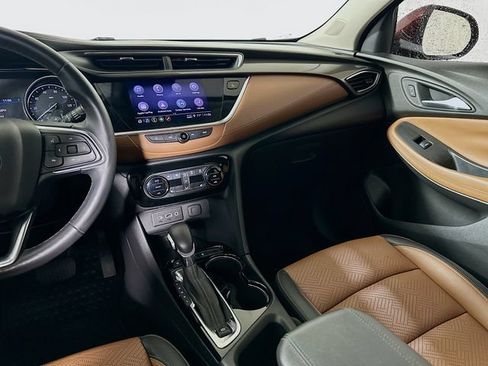 Used 2022 Buick Encore GX Essence FWD image 25