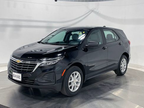 Used 2024 Chevrolet Equinox LS AWD/4WD image 8