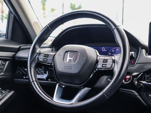 Used 2023 Honda Accord Touring image 18