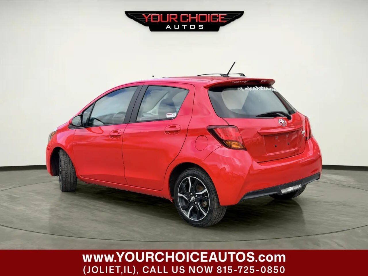 Used 2015 Toyota Yaris SE FWD image 3