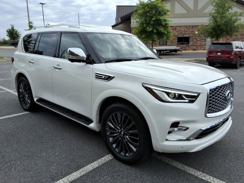 Used 2022 INFINITI QX80 Sensory w/ Cargo Package RWD image 3