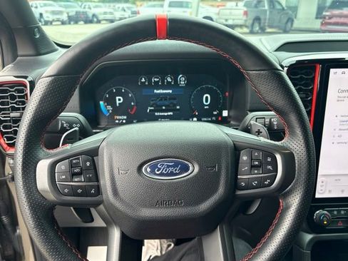 Used 2025 Ford Ranger Raptor AWD/4WD image 13