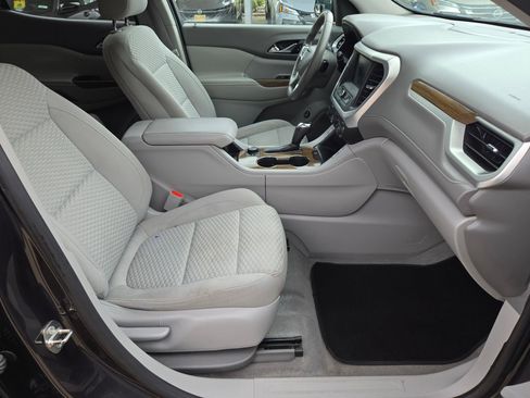 Used 2017 GMC Acadia SLE w/ Driver Alert Package I FWD image 29