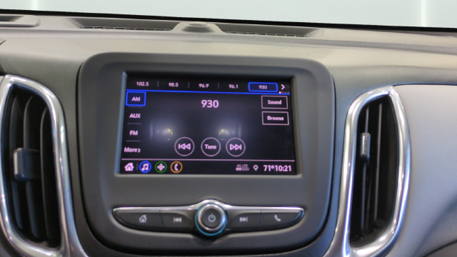 Used 2020 Chevrolet Equinox LS w/ LS Convenience Package FWD image 11