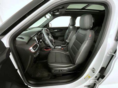 Certified 2023 Chevrolet TrailBlazer RS w/ Sun and Liftgate Package image 10