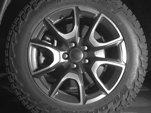 Used 2025 Jeep Compass Trailhawk AWD/4WD image 12