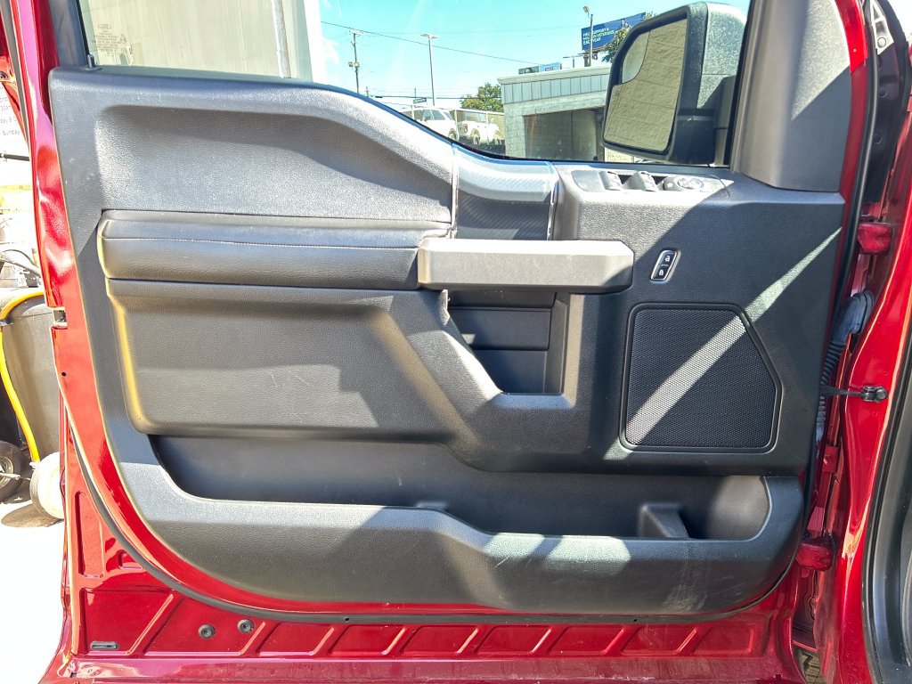 Used 2018 Ford F150 XLT w/ Equipment Group 302A Luxury AWD/4WD image 8