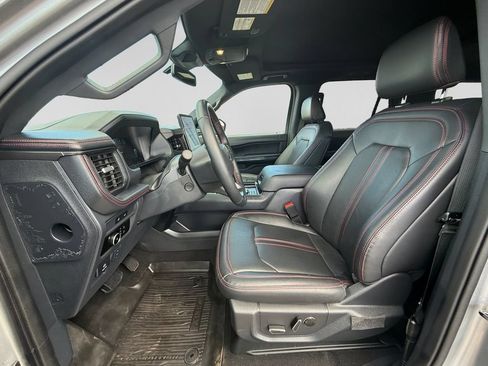 Used 2024 Ford Expedition Limited AWD/4WD image 21