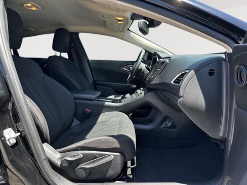 Used 2016 Chrysler 200 Limited w/ Convenience Group FWD image 23