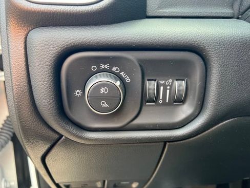 Used 2025 RAM 2500 Laramie w/ Sport Appearance Package AWD/4WD image 18