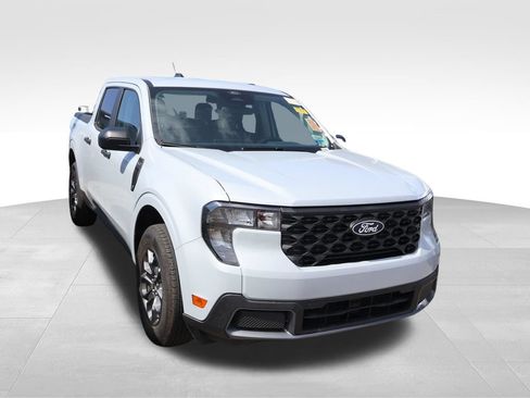 Used 2026 Ford Maverick XLT FWD image 10