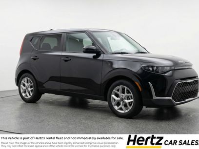 Used 2025 Kia Soul LX w/ LX Technology Package