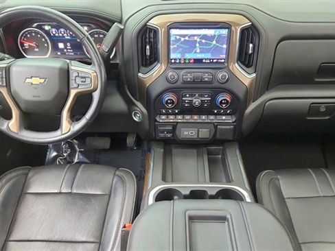 Used 2021 Chevrolet Silverado 1500 High Country w/ Technology Package image 36