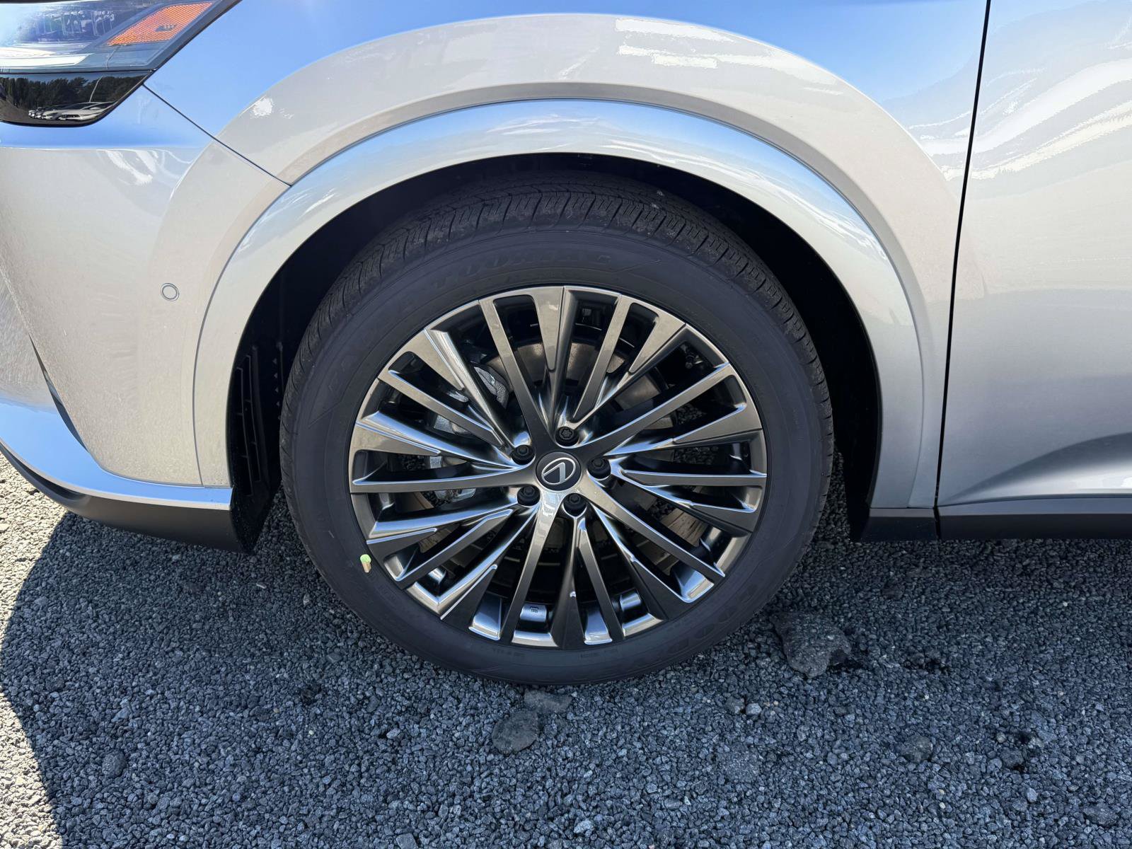 New 2026 Lexus RX 350 w/ Convenience Package AWD/4WD image 7