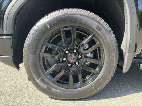 New 2026 GMC Sierra 1500 Elevation w/ Elevation Premium Package AWD/4WD image 34