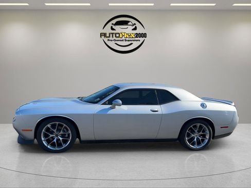 Used 2019 Dodge Challenger GT w/ Plus Package RWD image 4