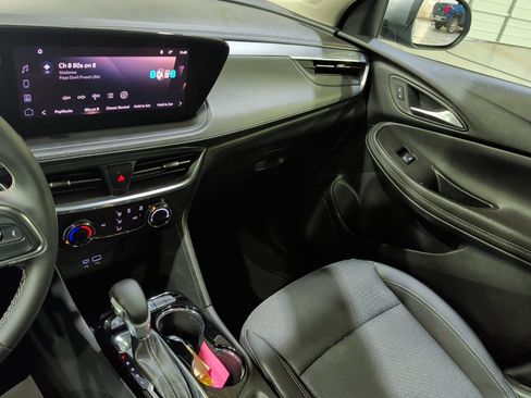 Certified 2024 Buick Encore GX Preferred image 18