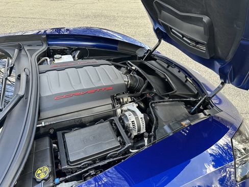 Used 2017 Chevrolet Corvette Stingray 2dr Convertible w/1LT image 18