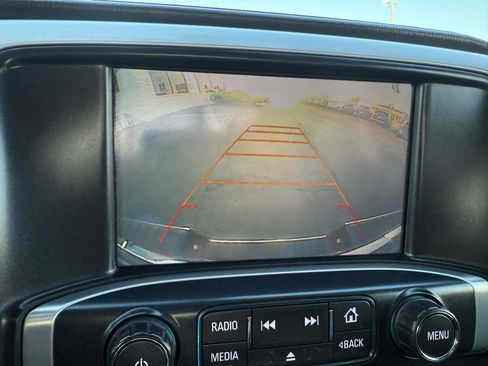 Used 2017 GMC Sierra 1500 SLT w/ SLT Preferred Package image 19