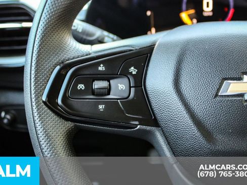 Used 2025 Chevrolet TrailBlazer LT image 27