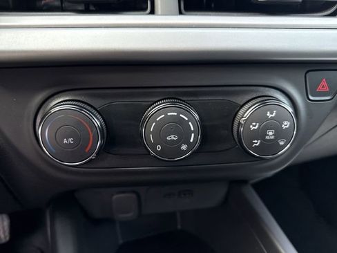 Used 2024 Chevrolet Trax LS image 18