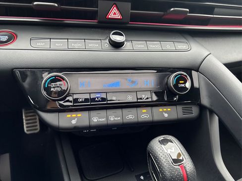 Certified 2024 Hyundai Elantra N Line image 31