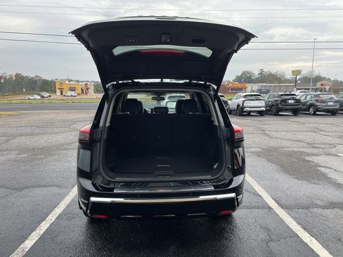 New 2026 Nissan Rogue Platinum image 22